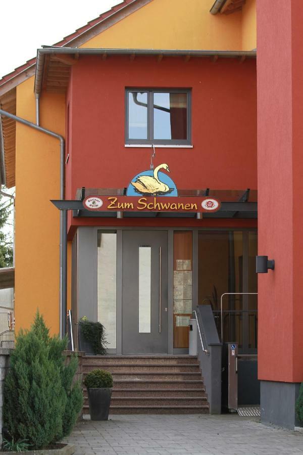 Gasthof Zum Schwanen Kleinostheim Exterior foto